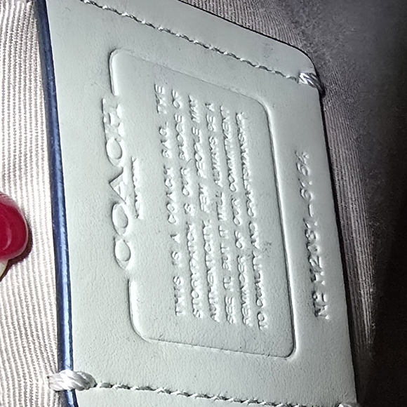 Coach Limited Edition New York Shoulder/Crossbody Bag-EUC - Picture 13 of 14